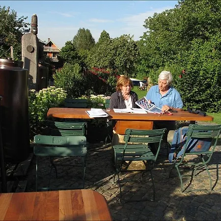 Herold Panzio 3* Dunabogdány